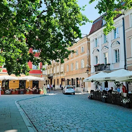 Urbannestgroup - Old Town - F50/5 * Warsaw