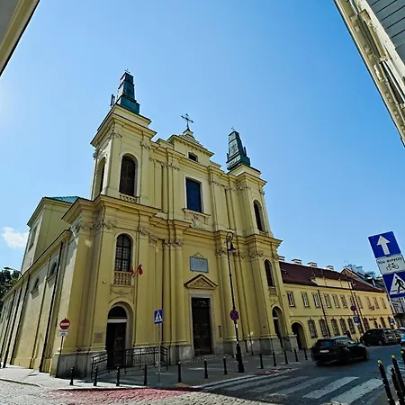 Urbannestgroup - Old Town - F50/5 * Warsaw